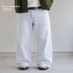 White baggy jeans